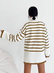 SHEIN Cottnline سويتر النساء ذو الرقبة العالية المخطط والكتف المنخفض مع شق أمامي في الحافة - بيج - مشاهدة 2
