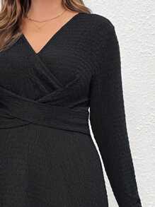 SHEIN LUNE Plus Size Women'S Cross Design Textured Fabric Dress - Black - View 7