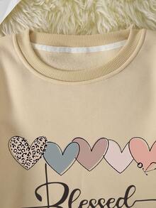 SHEIN EZwear Plus Size Heart & Letter Print Fleece Sweatshirt - Apricot - View 4