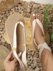 Sandales plates pour femmes, imprimé léopard tressé, style minimaliste tong, sandales de vacances. Sandales plates apricot pour femmes avec lacets. Sandales gladiateur plates pour femmes. Sandales plates d'été pour femmes, semelles en imitation paille, style minimaliste tong, sandales de vacances. Sandales plates noires pour femmes avec lacets.