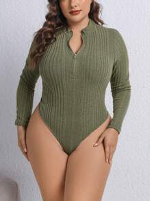 SHEIN Essnce Plus Size Zipper Half Placket Bodysuit - Green - View 5
