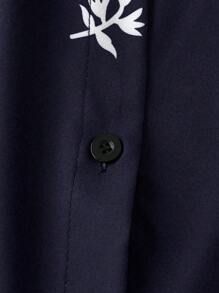 SHEIN LUNE Kích thước lớn In hoa Nút phía trước Váy sơ mi Với Flap túi - Màu xanh hải quân - Xem 6