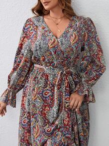 SHEIN VCAY Plus 佩斯利印花荷葉邊袖荷葉邊下擺洋裝搭配腰帶 - 彩色 - 查看 1