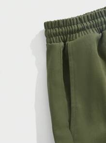 Manfinity NXTstreet Men's Drawstring Waist Cargo Woven Shorts - Army Green - View 3