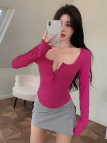 DAZY 纯色纽扣前部修身 T 恤学院风上衣长袖女式上衣，秋季女装 - 玫瑰紅 - 查看 3