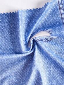 SHEIN 年轻女孩心形印花纹理 T 恤和牛仔效果喇叭裤套装 - 藍白色 - 查看 7