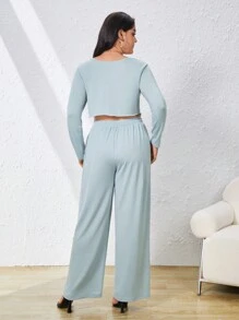 SHEIN Essnce 大尺碼對比縫合兩件套裝 - 淺藍色 - 查看 2