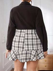 SHEIN Privé Plus Size Casual Elegant Plaid Ruffled Tweed Skirt - Black and White - View 2