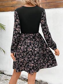 SHEIN VCAY Vestido Acanalado Floral - Negro - Ver 2