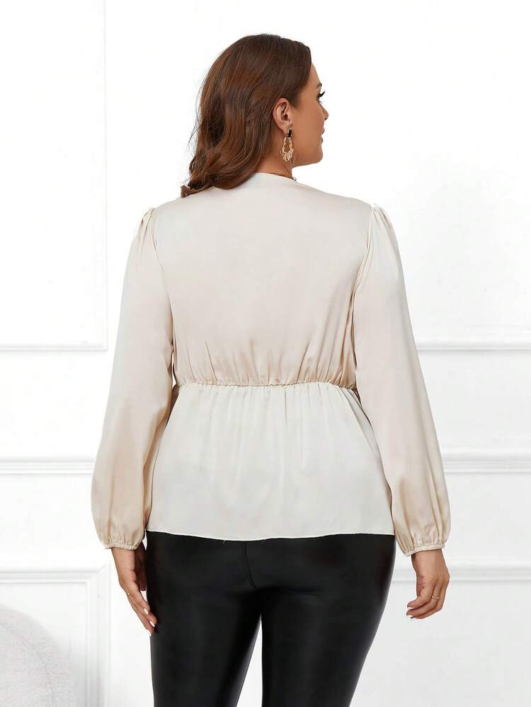 Women's Plus Size Twisted Front Lantern Sleeve Shirt