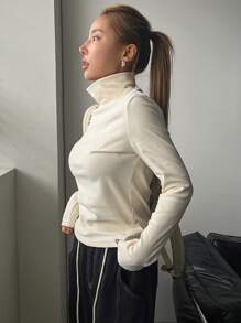 DAZY 女式立领打底 T 恤长袖女上衣，秋季女装高领衫 - 米色 - 查看 6