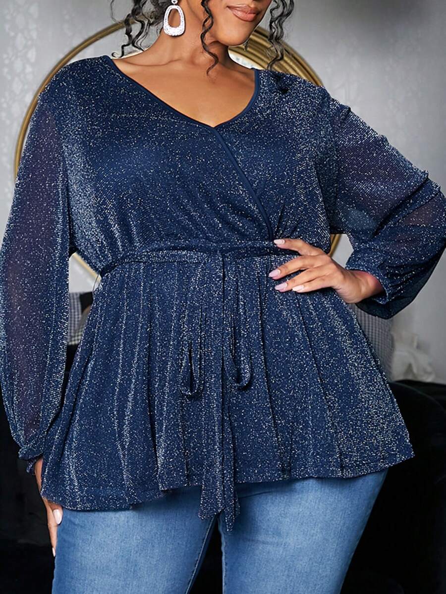 SHEIN CURVE+ 大碼交疊領腰帶金屬亮絲上衣 - 藍色 - 查看 1