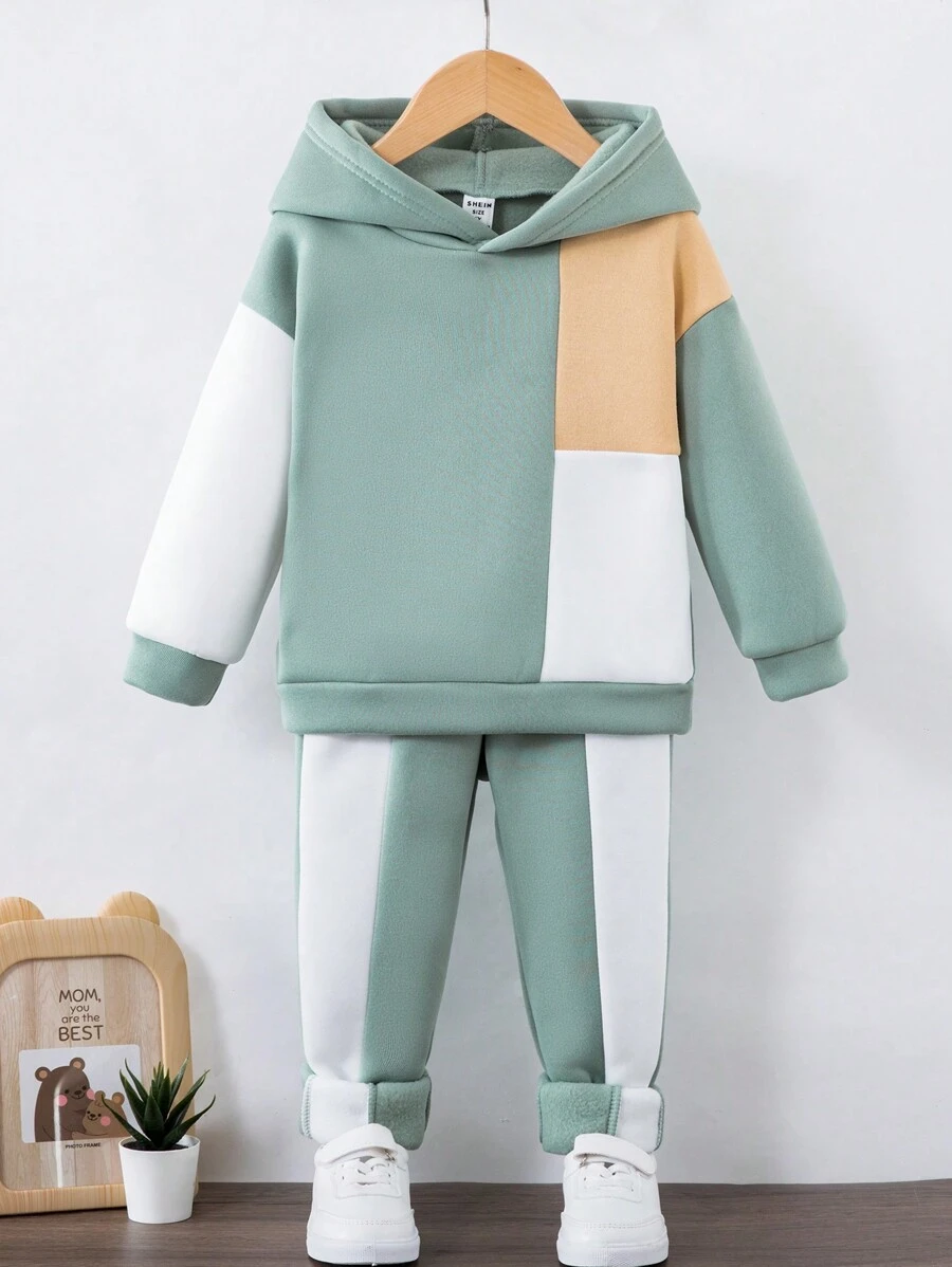 SHEIN Young Boy Colorblock Hooded Sweatshirt And Pants Set Chic Outfits For Autumn/Winter - Green - View 1