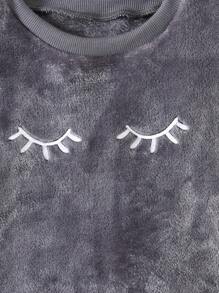 少女睫毛刺繡法蘭絨上衣和雲朵印花褲子睡衣套裝 - 灰色 - 查看 4