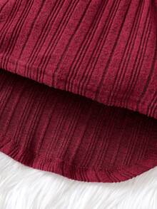 SHEIN Cô Gái Trẻ Giải trí Viền Ruffle Áo thun Quần Bộ đồ - Màu Đỏ Sâu - Xem 7