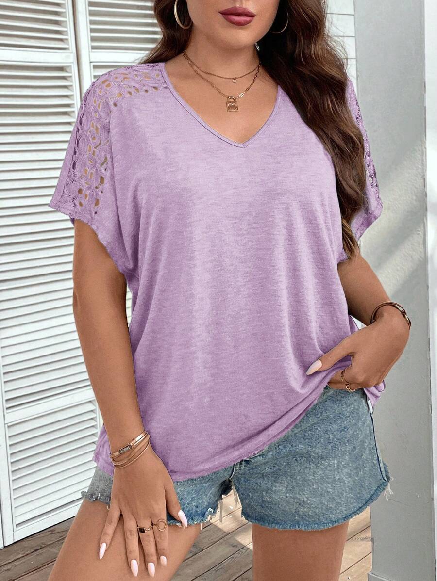 SHEIN LUNE Plus Size Hollow Out Design T-shirt - Mauve Purple - View 1