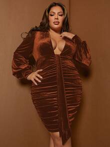 SHEIN SXY Plus Plunging Neck Lantern Sleeve Ruched Velvet Bodycon Dress - Brown - View 4