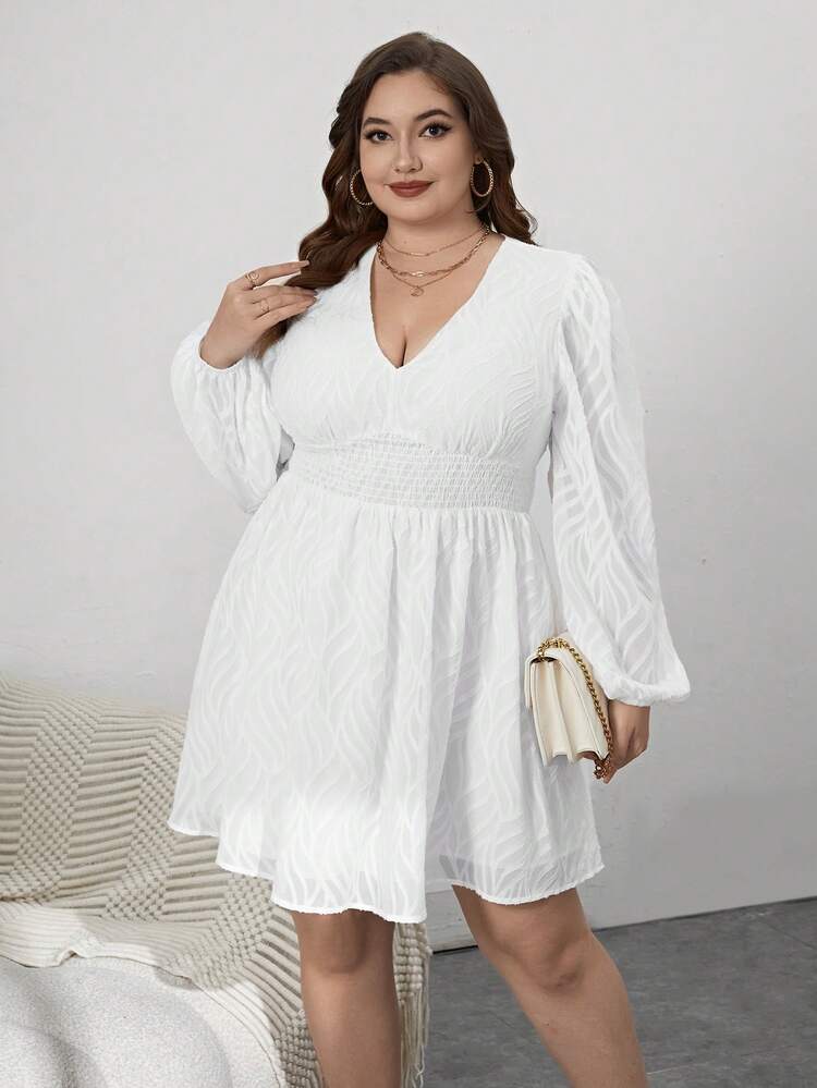 SHEIN Privé Vestido Feminino Plus Size Com Decote Em V Profundo E Cintura Franzida - Branco - Ver 5