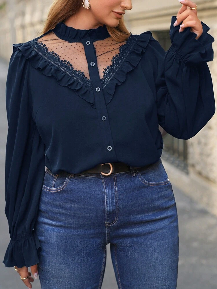 SHEIN Frenchy Blusa De Manga Acampanada Con Volantes Y Ribete De Malla Contrastante Para Tallas Grandes - Azul Marino - Ver 5