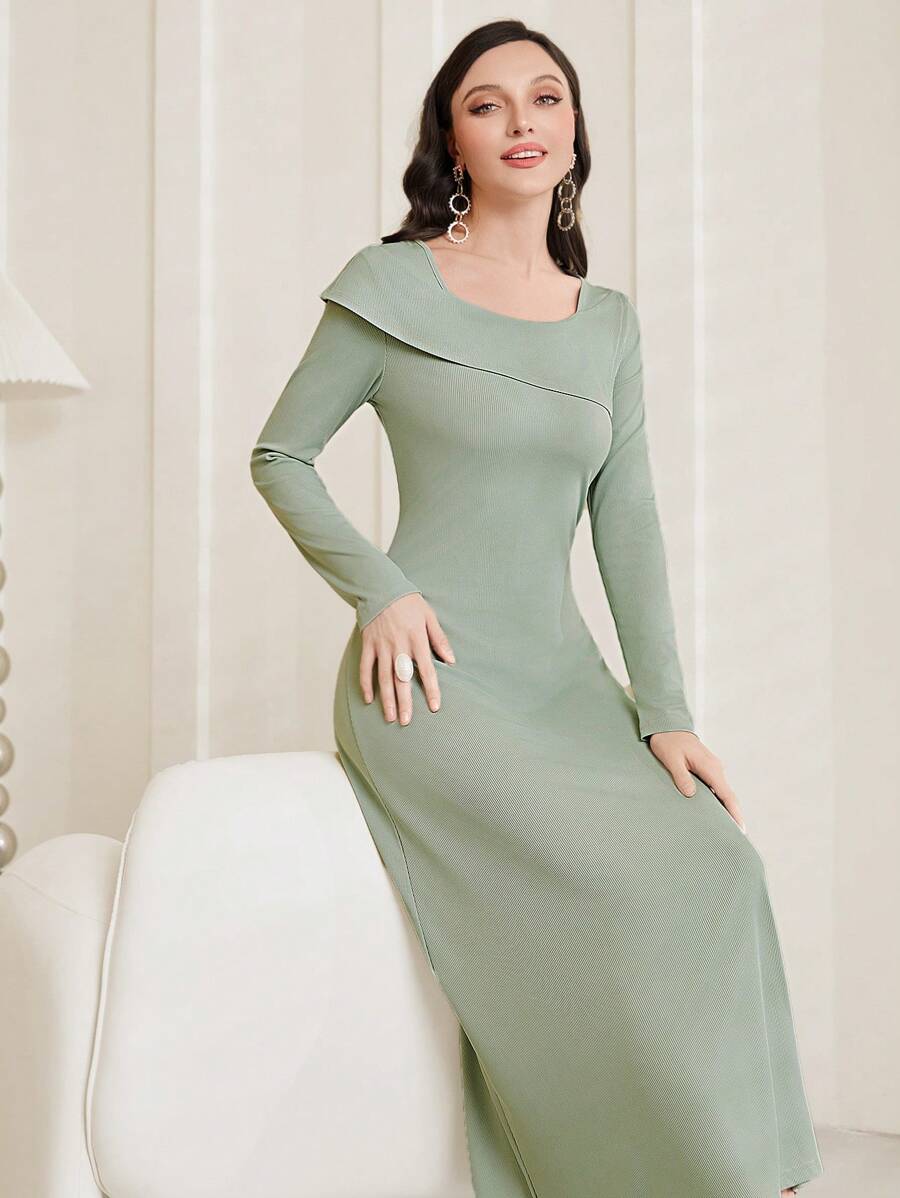 Modelyn Solid Color Beltless Dress Without Collar - Green - View 1