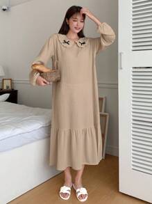 DAZY Của phụ nữ Tay áo lồng đèn Cổ tròn Áo ngủ dài Với Xù Hoa Sen - Màu Khaki - Xem 1