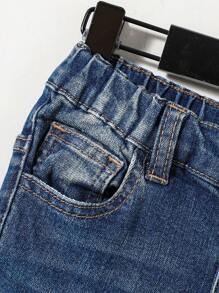 SHEIN Young Boy Casual Mid-Rise Washed Jeans