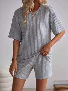 SHEIN LUNE 女士肋織落肩t恤和短褲套裝