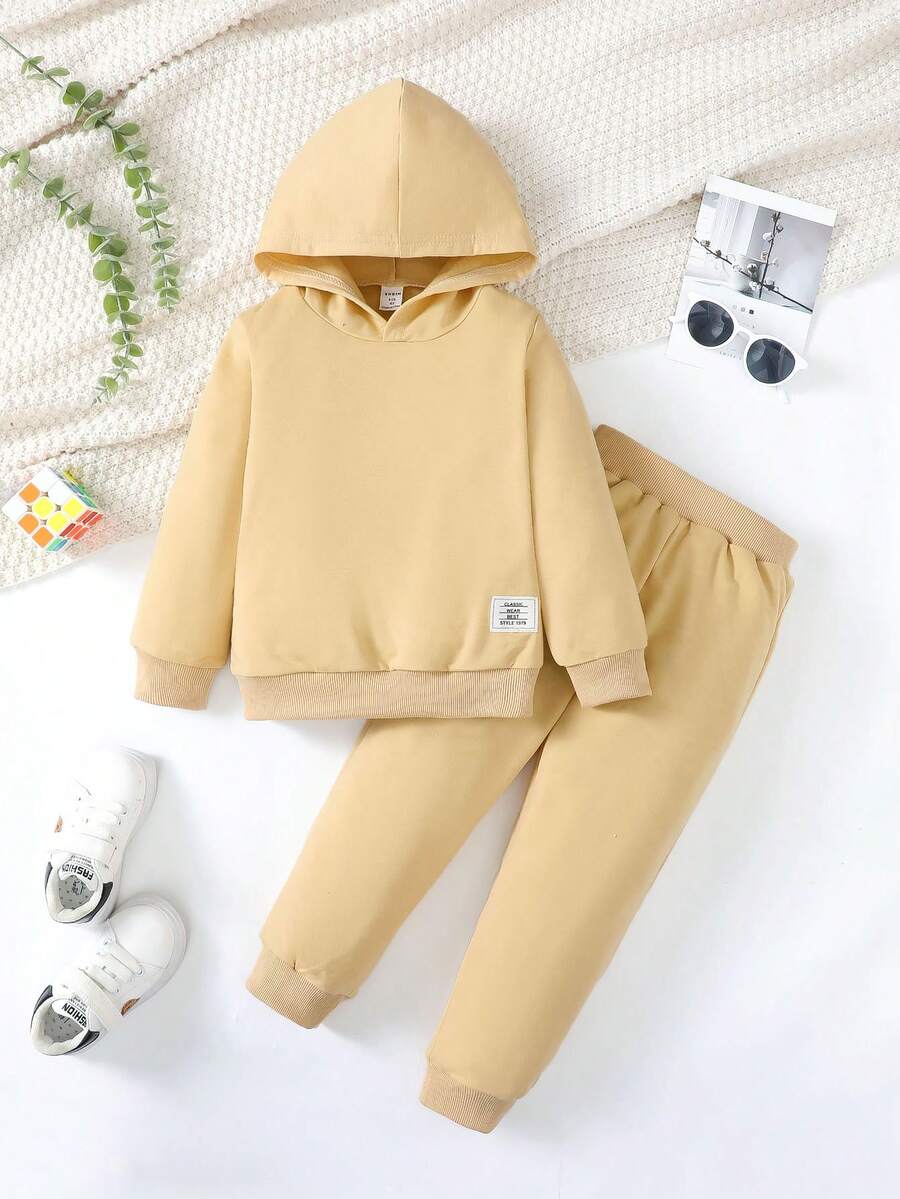 SHEIN 2 件/套 男童運動休閒連帽長袖運動衫和褲子,帶標籤細節,春秋 - 卡其色 - 查看 1