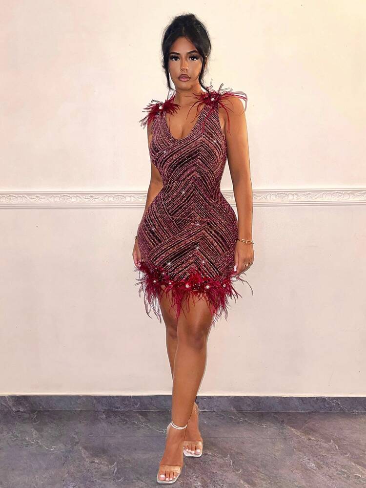 New Year'S Eve Party Dress - Mini Sexy Feathered Dress With Gold And Silver Threads