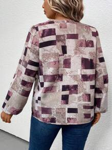 Calvaya Talla grande Blusa con estampado de retazo de manga farol