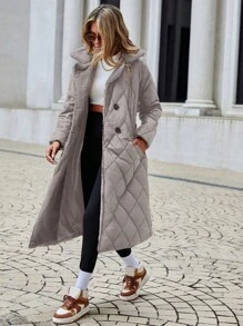 RueChic 女款純色系扣翻領長版襯墊大衣
