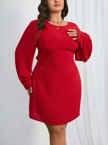 SHEIN Privé 大尺寸純色露背吊帶連身裙 - 紅色 - 查看 4