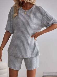 SHEIN LUNE 女士肋織落肩t恤和短褲套裝