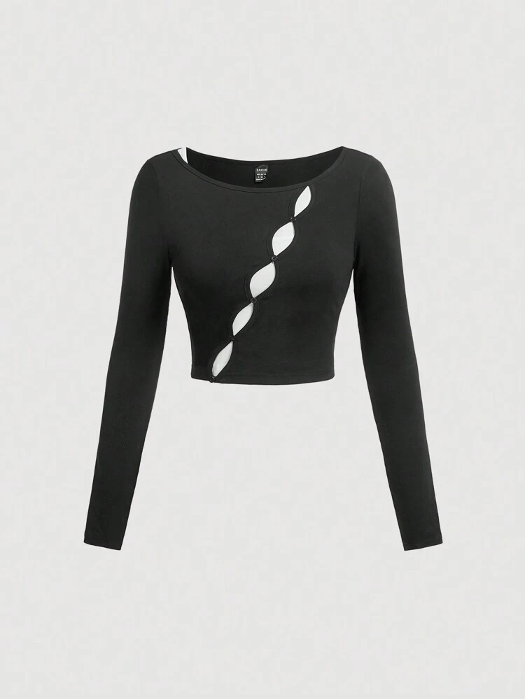 Cut Out Front Crop Tee