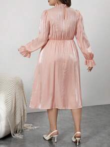 SHEIN Privé Plus Żabotowy Kokarda Kokarda z przodu Rękaw Falbanowy Sukienki