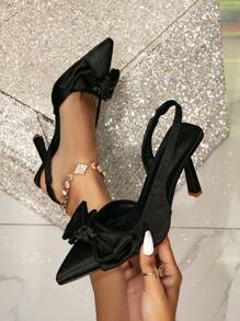 Svarta franska sandaler med stängd tå och hög klack och rosett - Svart - Visa 1