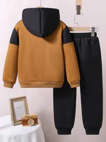 Tween Boy Two Tone Letter Graphic Thermal Hoodie & Sweatpants - Black - View 2