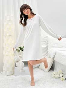 Váy ngủ trang trí nơ sọc trơn màu tối giản cho bé gái tuổi teen - trắng - Xem 3