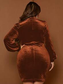 SHEIN SXY Plus Plunging Neck Lantern Sleeve Ruched Velvet Bodycon Dress - Brown - View 2