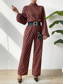 SHEIN Privé Monos Estampados Con Patrón Ondulado De Cuello Alto Para Mujeres, Hombros Caídos, Cinturón No Incluido - Caqui - Ver 5