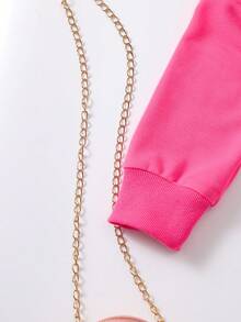 SHEIN 幼兒女孩街頭風格字母印花短上衣和休閒長褲 2 件套 - 玫紅色 - 查看 4