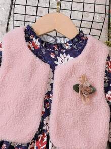 SHEIN 小女孩秋冬花卉印花裙 & 絨毛背心雙件套裝 - 彩色 - 查看 4