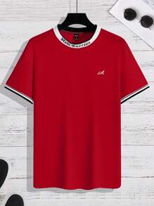 Manfinity Roughcore Nam Giải trí Ngắn tay Áo thun Với Màu tương phản Cắt tỉa Và In thư - Đỏ - Xem 3