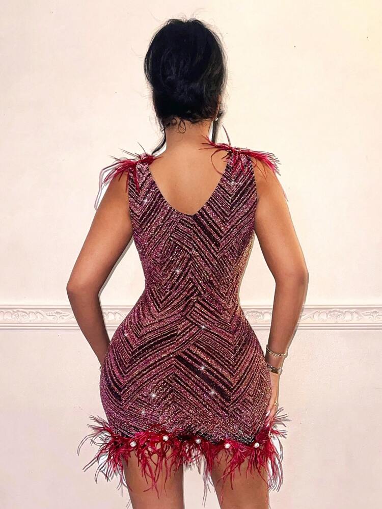 New Year'S Eve Party Dress - Mini Sexy Feathered Dress With Gold And Silver Threads