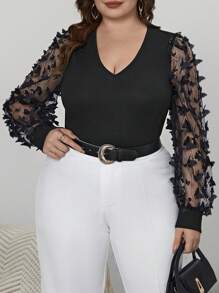 SHEIN Privé Kích thước lớn Lưới Nối Bướm đính Áo thun - màu đen - Xem 1