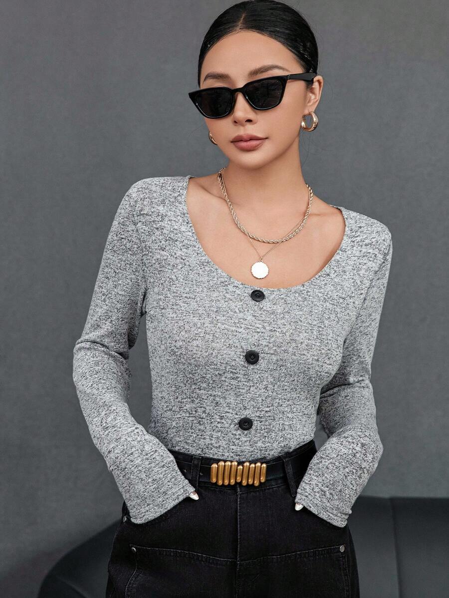 Aveloria Women's Slim Fit T-shirt With Large Round Neck