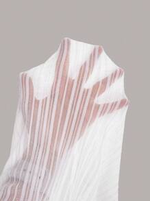 SHEIN ICON 女士荷葉邊菱形領口上衣,帶有波浪邊袖口 - 白色 - 查看 5