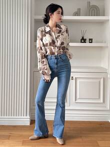 Dazy Star Của phụ nữ Hoa In Nút xuống Áo len Mở Với Thả vai - Màu be - Xem 4