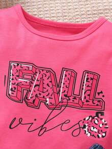 SHEIN Bộ trang phục áo tay lỡ họa tiết da báo và áo phông in chữ cho bé gái kèm quần denim - Màu Hồng Tươi - Xem 6