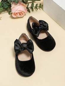 Girls' Velvet Vintage Flat Shoes With Bow Knot Design For Toddlers, Autumn And Winters Ideal For Stage Performances And Dancing - Black - View 5